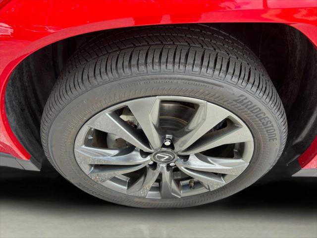 Certified 2024 Lexus UX 250h F Sport FWD image 11