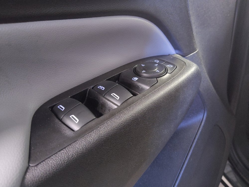 Used 2020 Chevrolet Equinox LS image 27