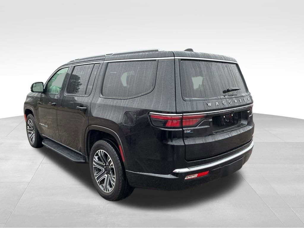 Used 2024 Jeep Wagoneer Series II w/ Flexible Seating Group image 3
