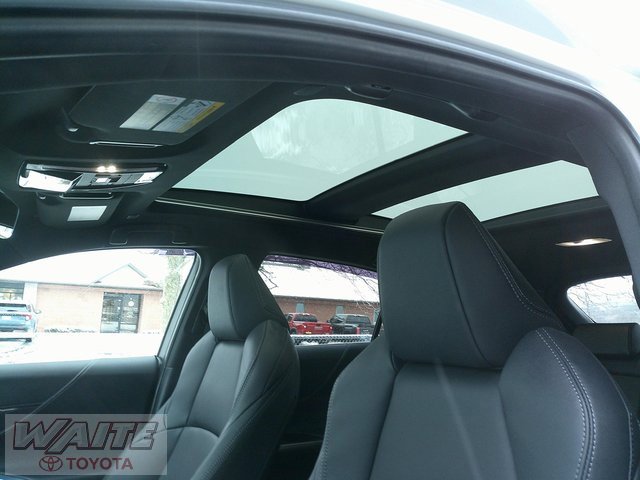 Certified 2024 Toyota Venza Nightshade image 25