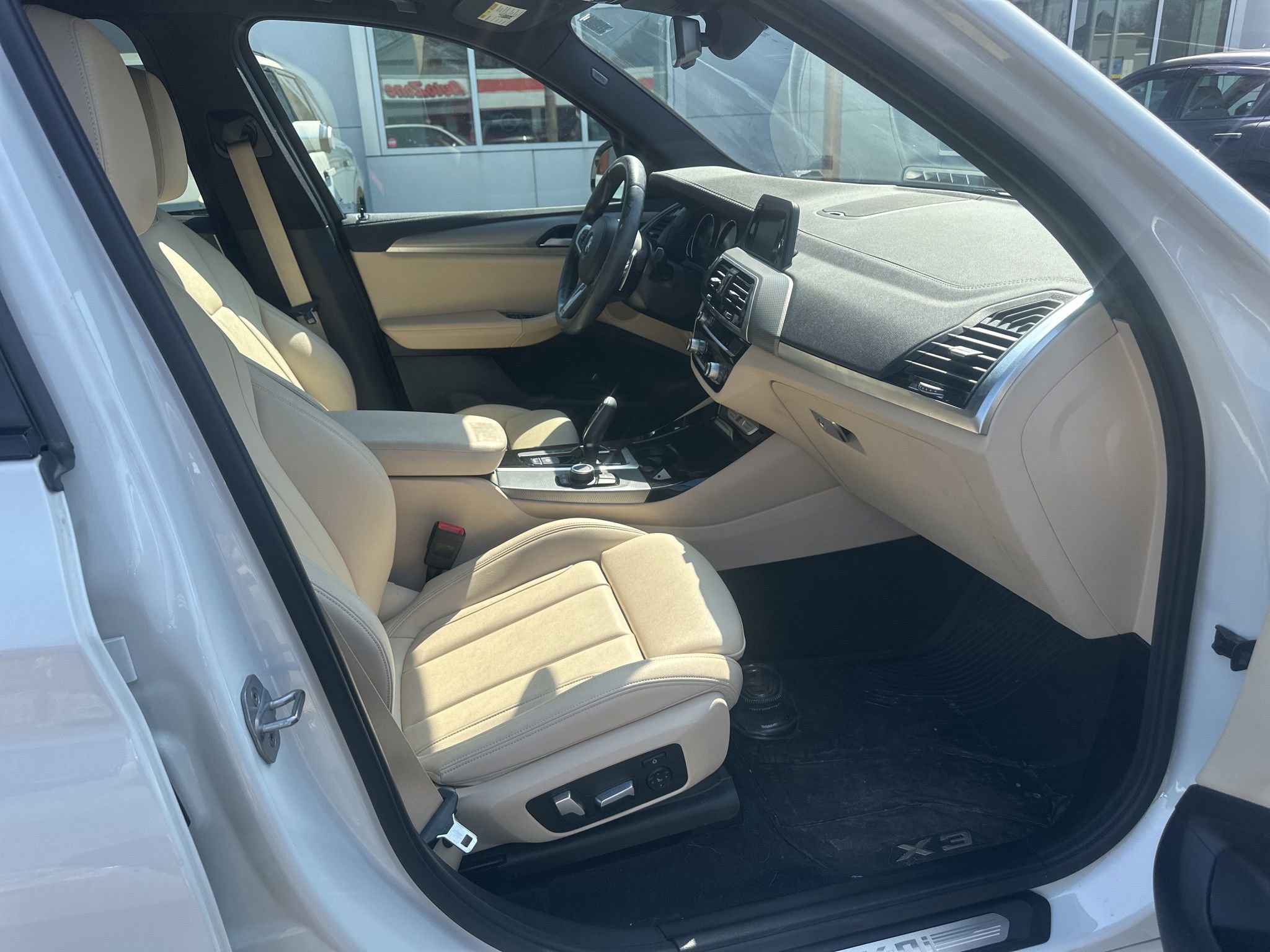 Used 2019 BMW X3 M40i image 9