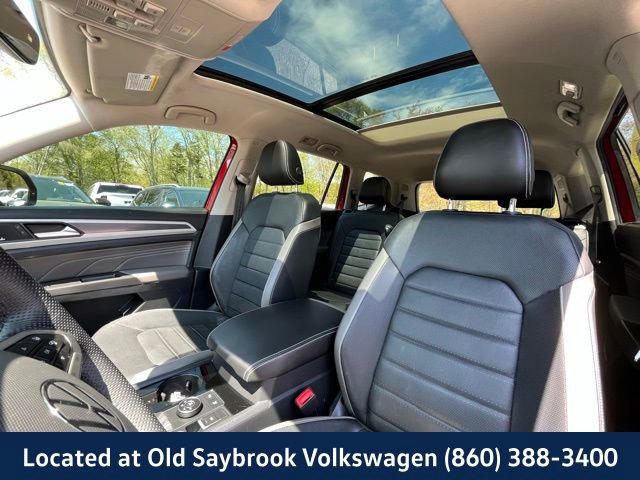 Used 2022 Volkswagen Atlas SEL Premium image 40