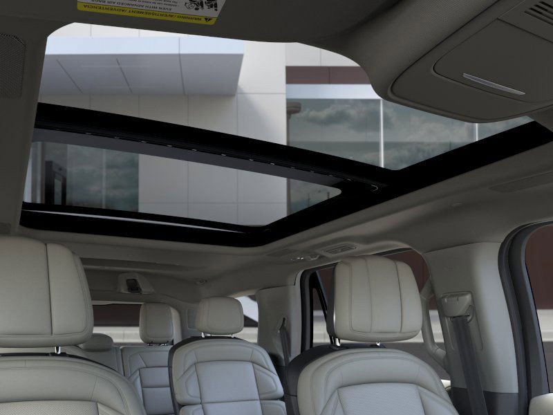 New 2026 Lincoln Navigator Reserve AWD/4WD image 22