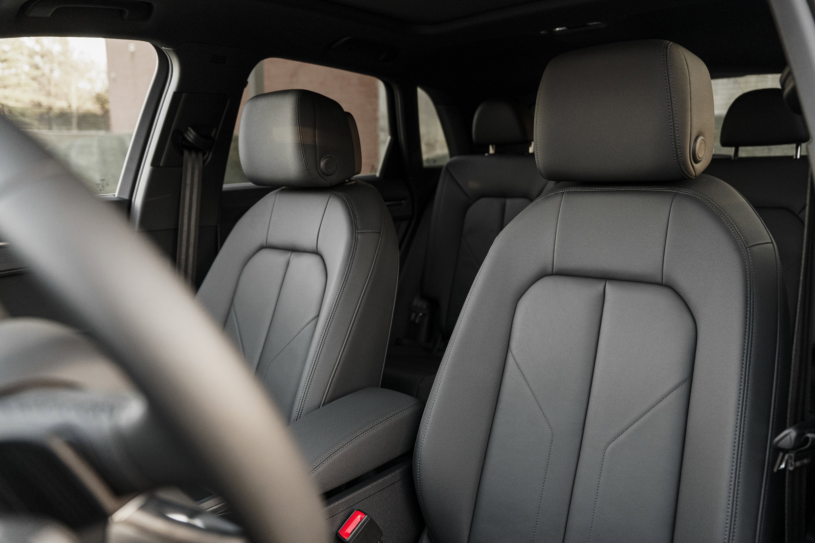 Certified 2025 Audi Q3 2.0T Premium w/ Convenience Package image 19