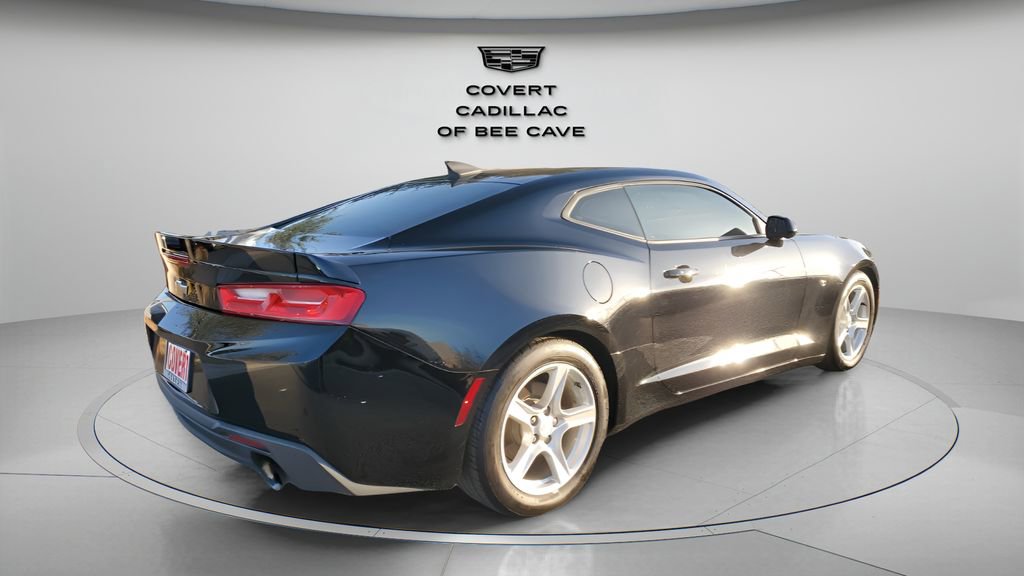 Used 2017 Chevrolet Camaro LT image 9