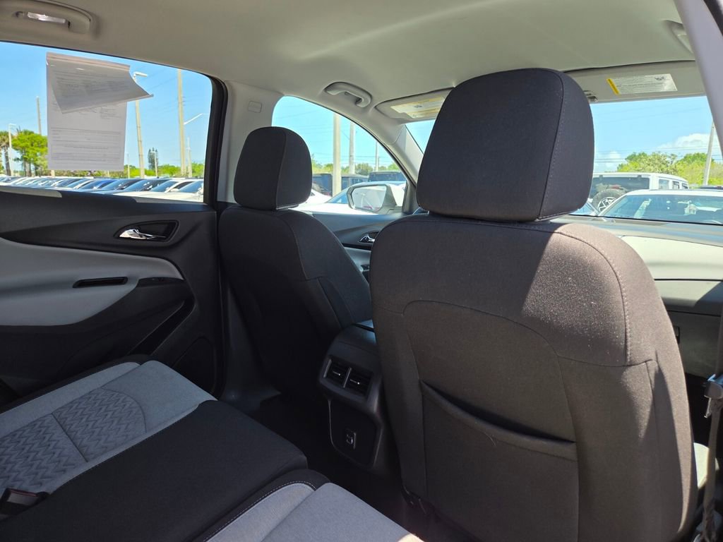 Used 2024 Chevrolet Equinox LT FWD image 12