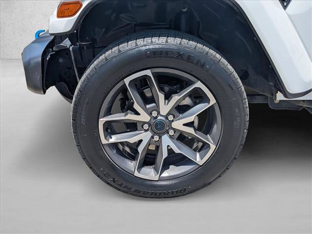Used 2024 Jeep Wrangler Unlimited AWD/4WD image 23