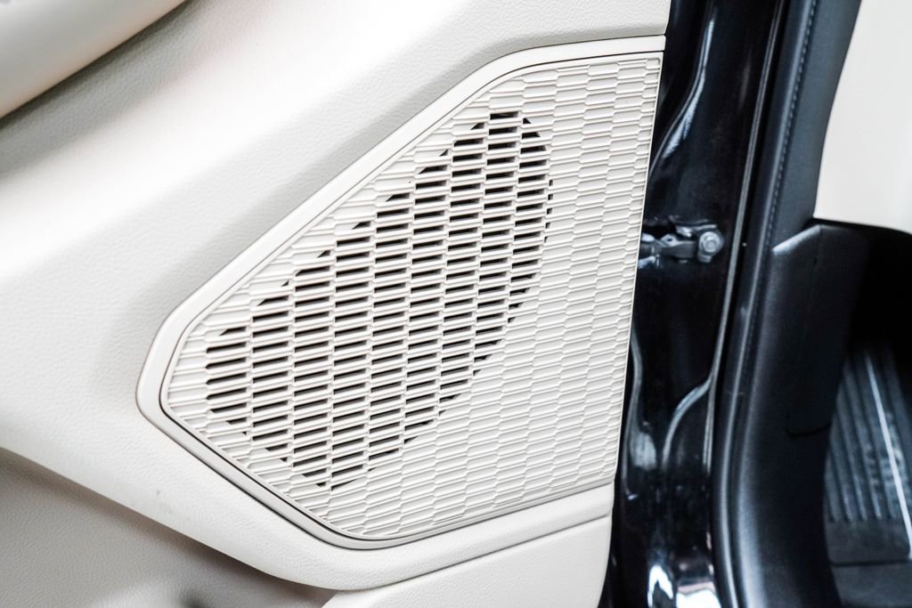 Used 2023 Jeep Grand Cherokee L Limited image 45