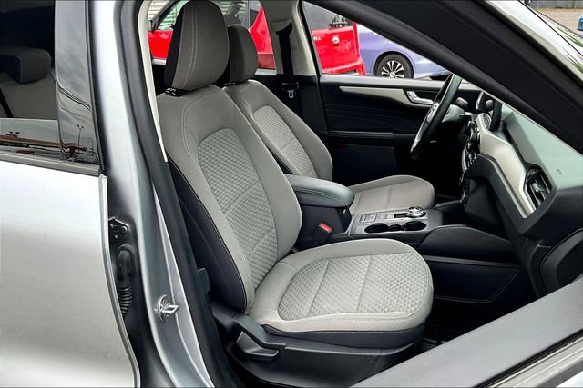 Used 2021 Ford Escape SE image 7