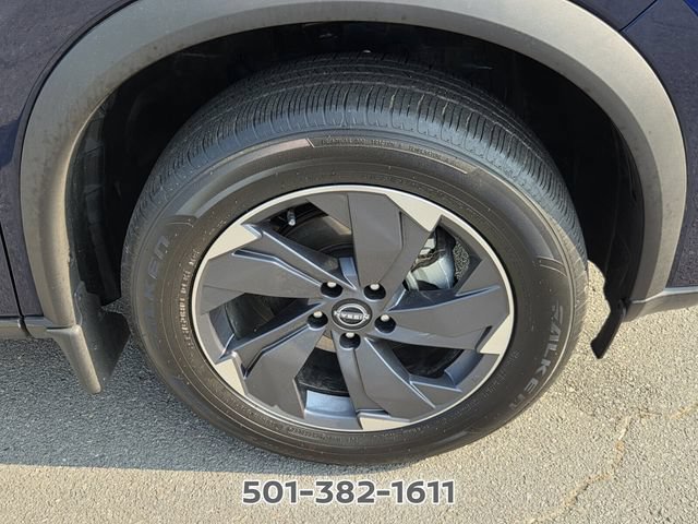 Certified 2026 Nissan Rogue SV FWD image 19