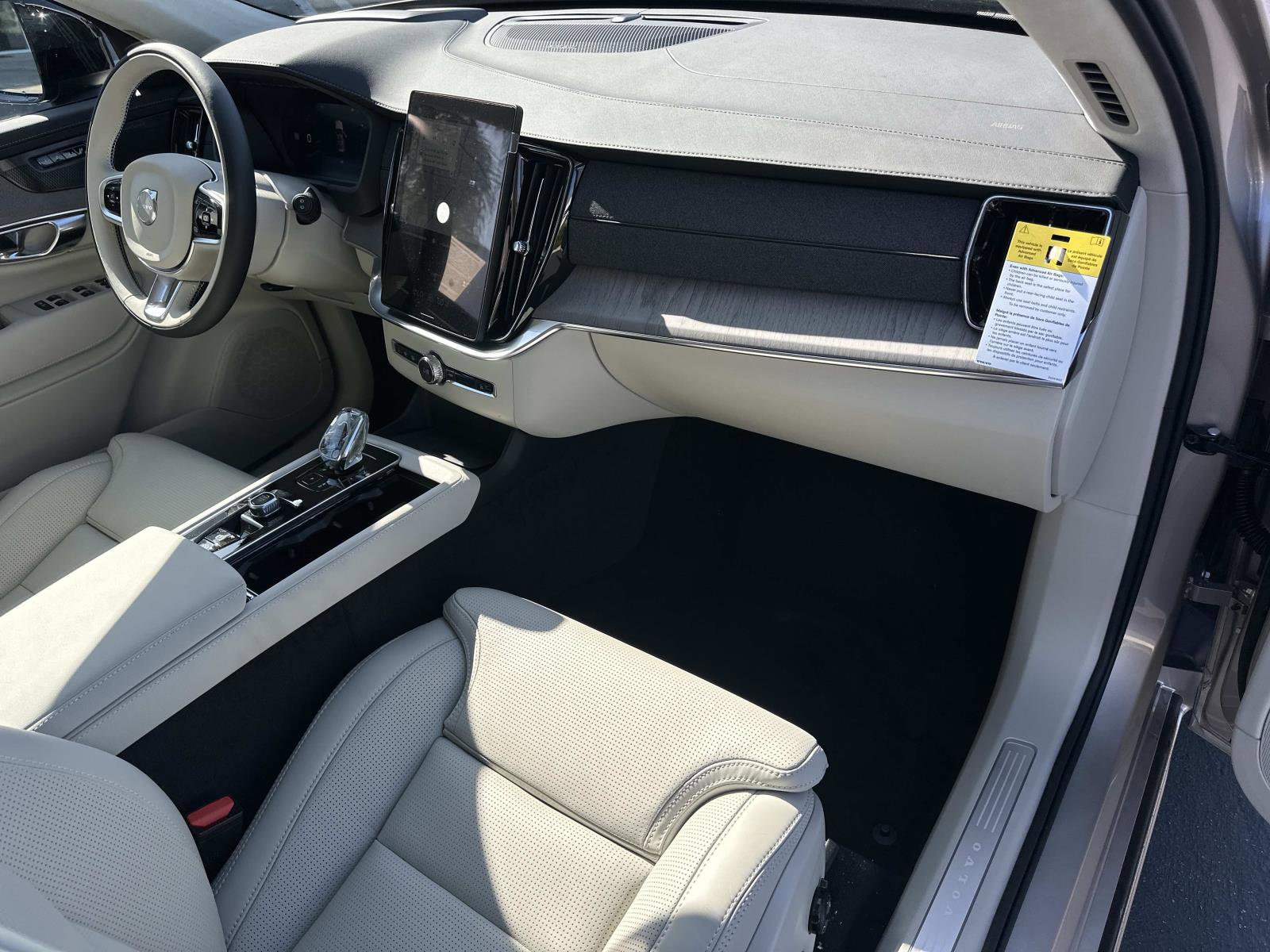 New 2026 Volvo XC90 B6 Ultra w/ Lounge Package AWD/4WD image 22