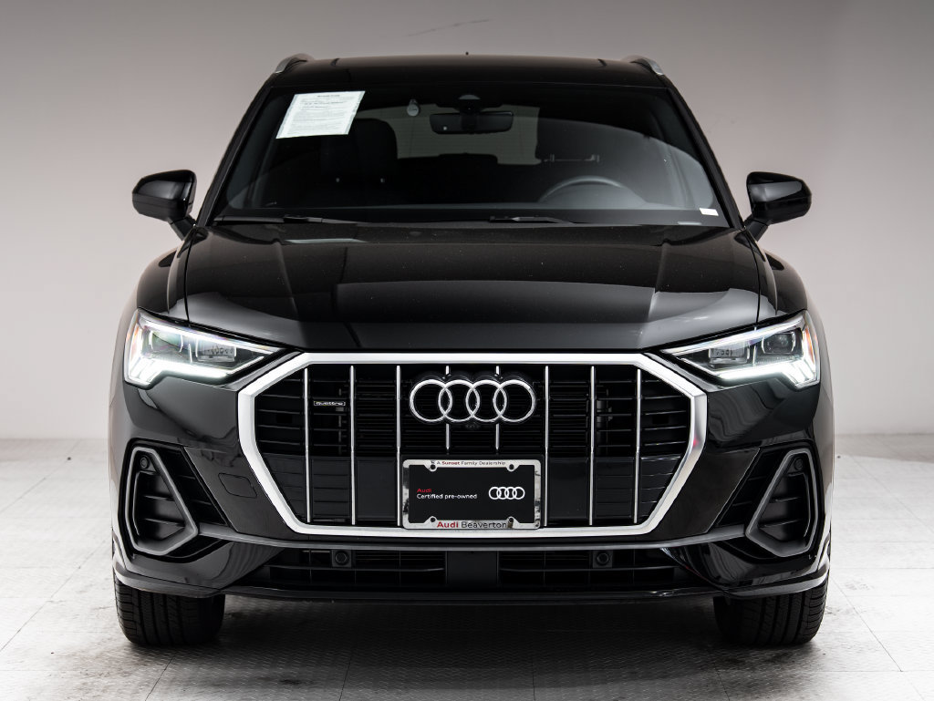 Certified 2025 Audi Q3 2.0T Premium Plus w/ Premium Plus Package AWD/4WD image 25