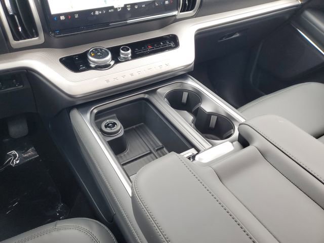 New 2026 Ford Expedition Active image 31