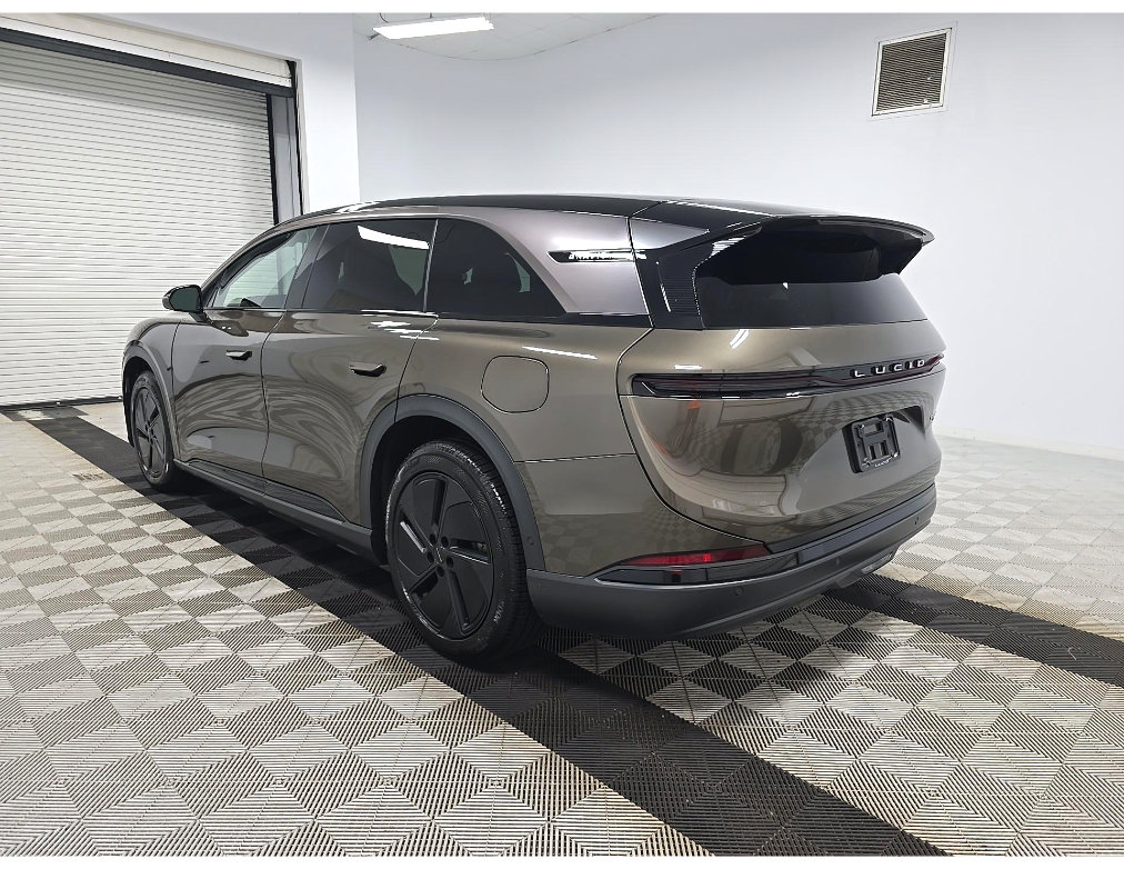 Used 2026 Lucid Gravity Grand Touring AWD/4WD image 4