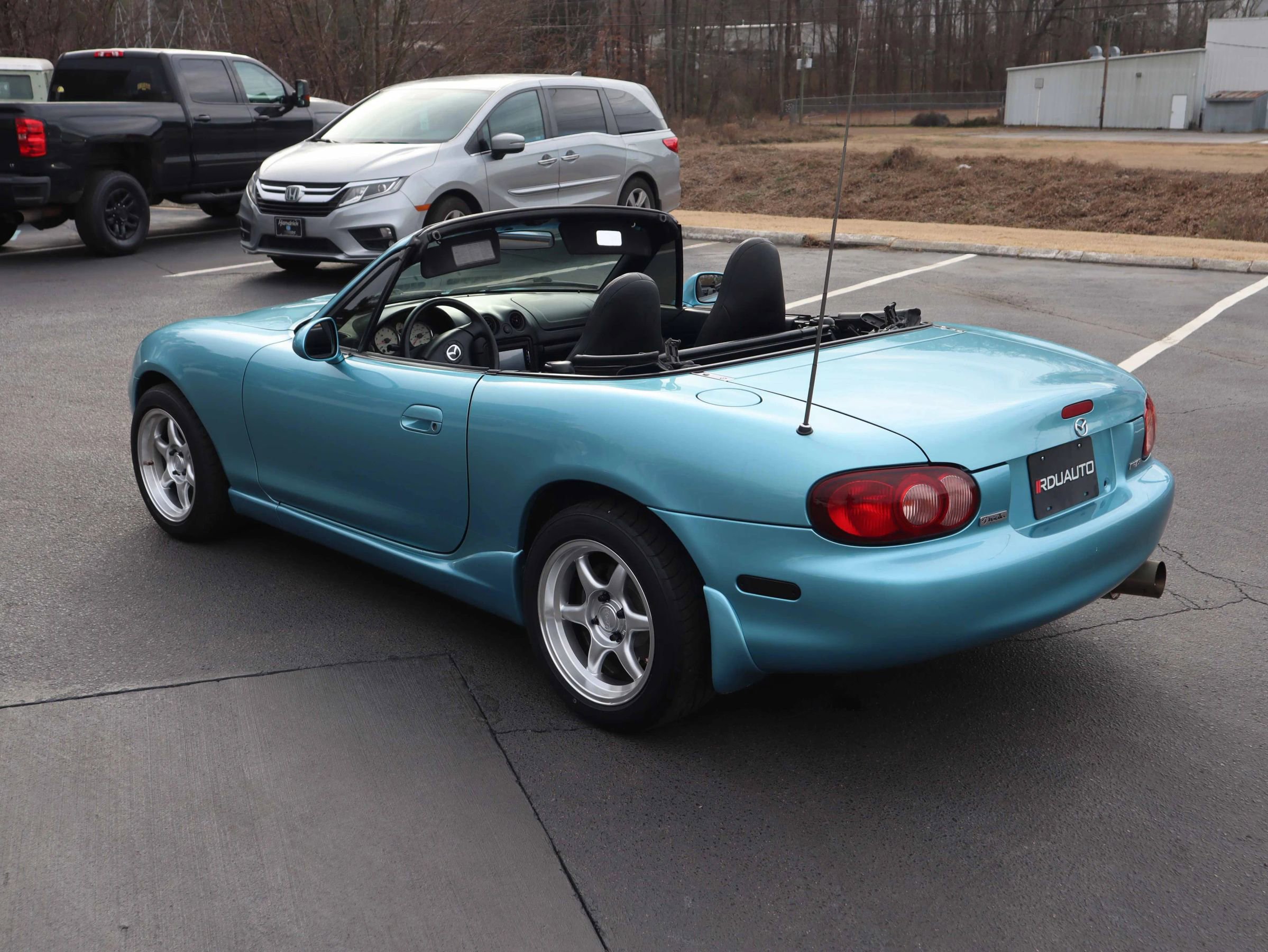 Used 2002 MAZDA MX-5 Miata image 6