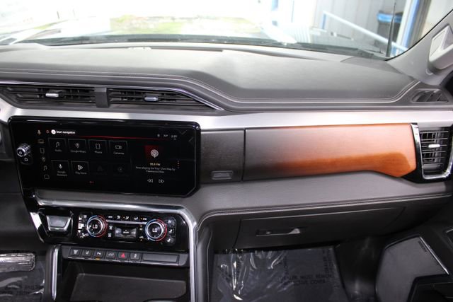 Used 2024 GMC Sierra 3500 Denali w/ Denali Reserve Package image 30