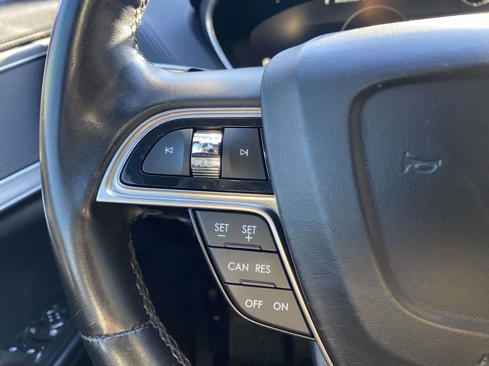 Used 2019 Lincoln Nautilus Select w/ Cargo Utility Package image 19