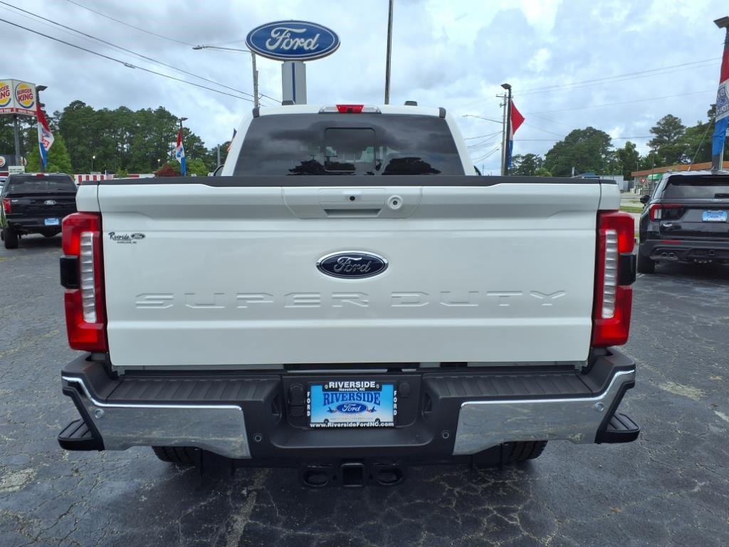 New 2025 Ford F250 Lariat w/ Lariat Ultimate Package image 2