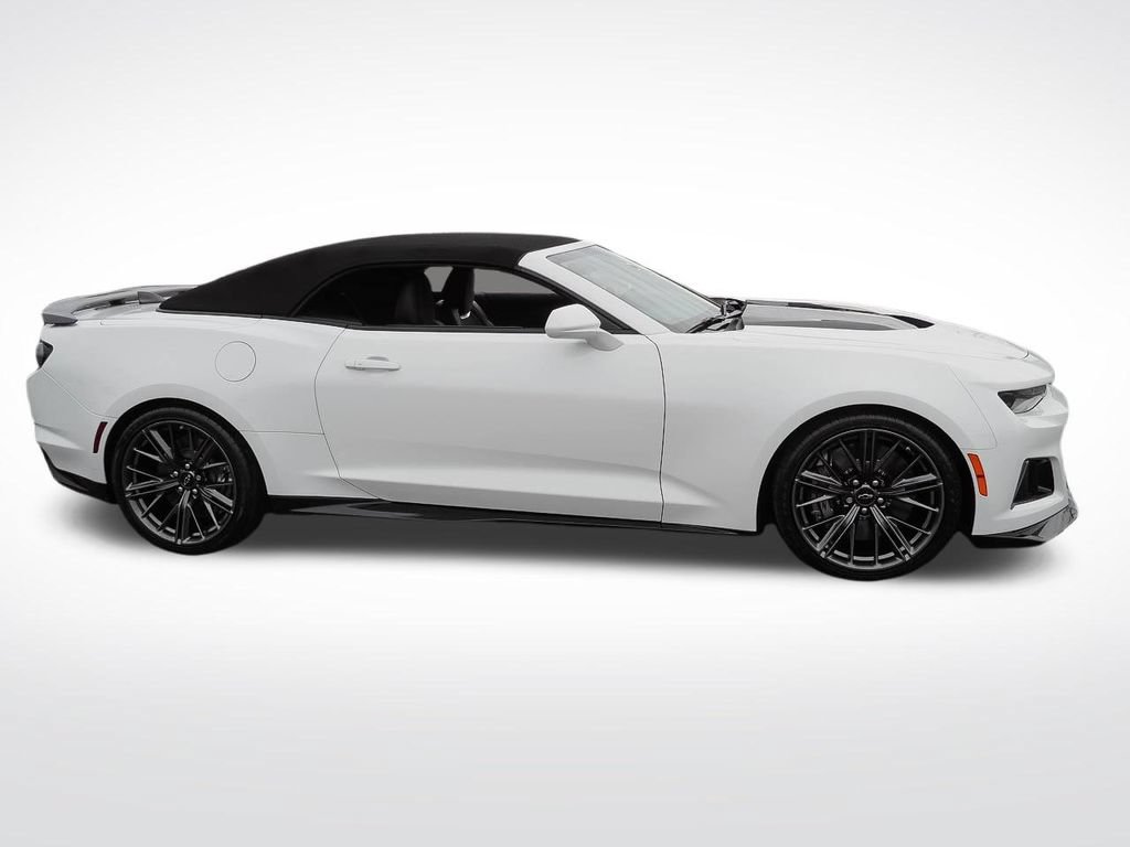 Certified 2021 Chevrolet Camaro ZL1 RWD image 8
