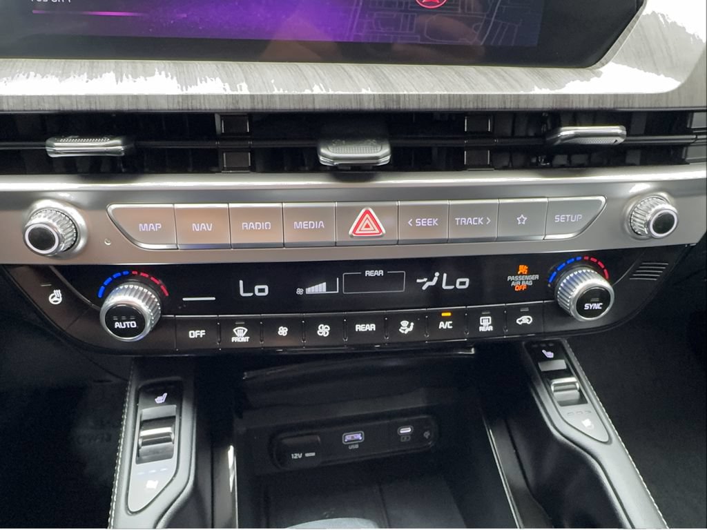 Used 2024 Kia Telluride EX w/ EX Captain's Chair Package AWD/4WD image 50