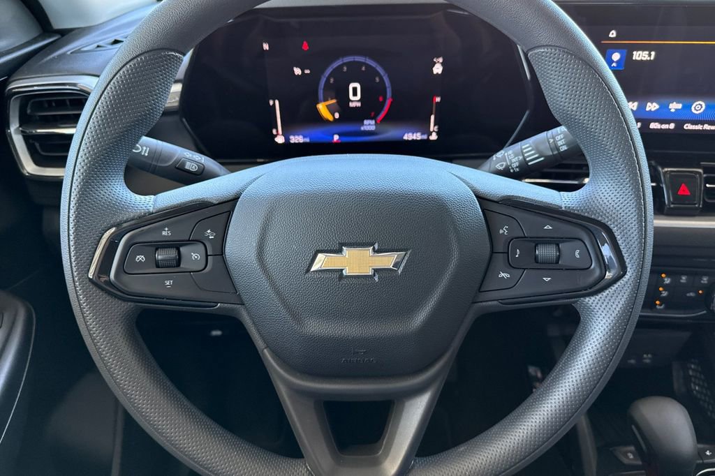 Used 2026 Chevrolet TrailBlazer LT w/ Driver Confidence Package FWD image 32