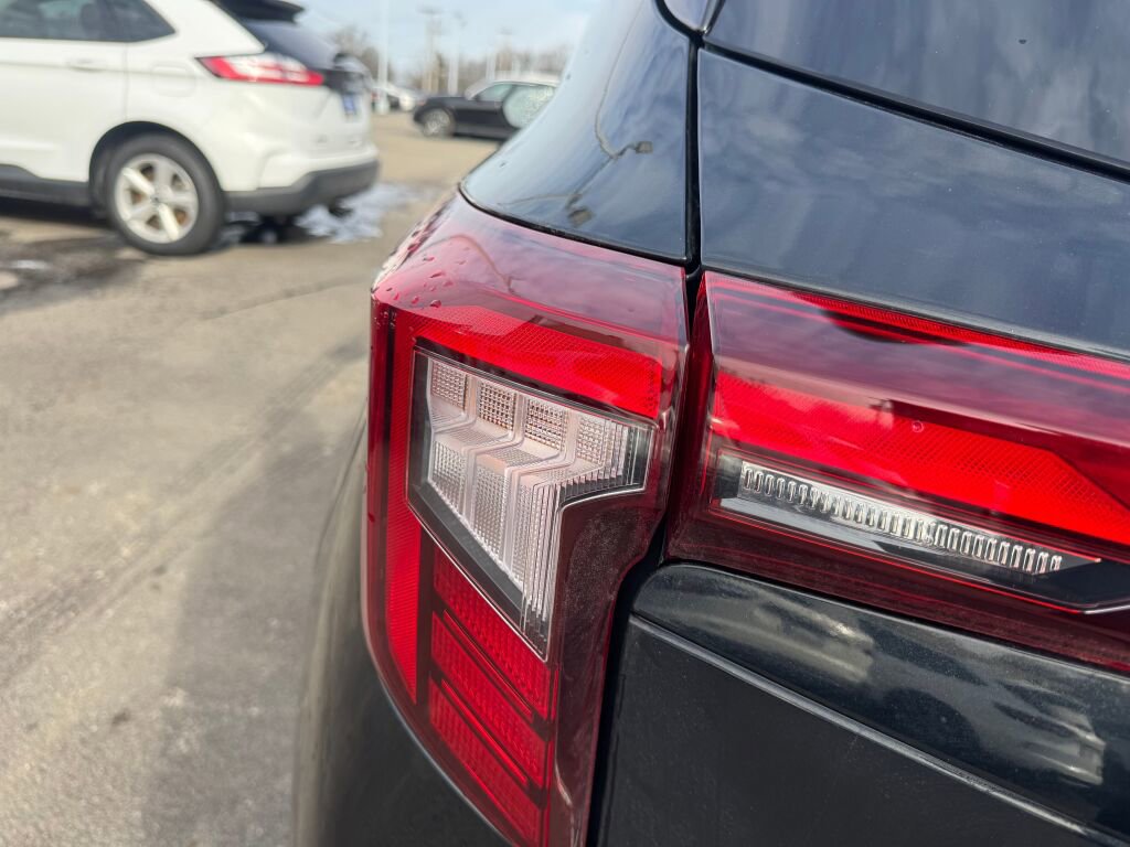 Used 2024 Kia Seltos SX image 16