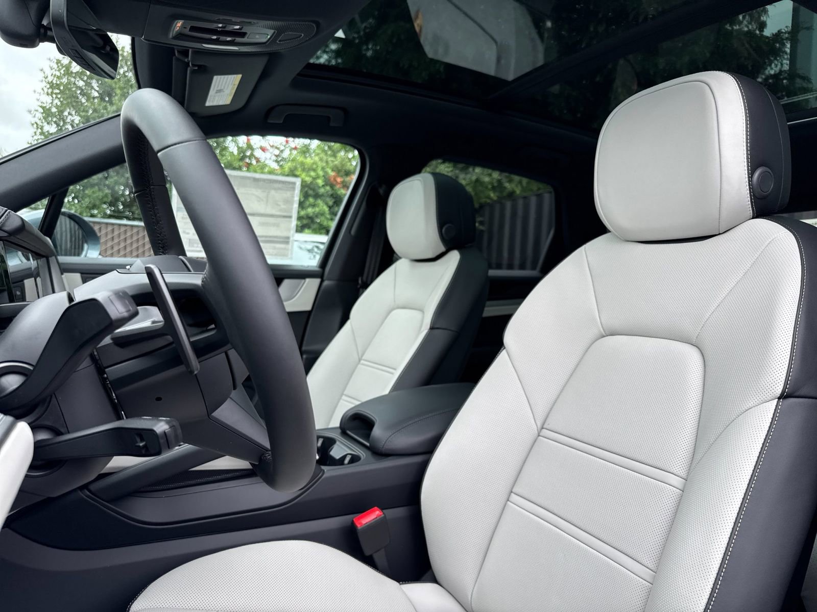 New 2026 Porsche Cayenne S image 5