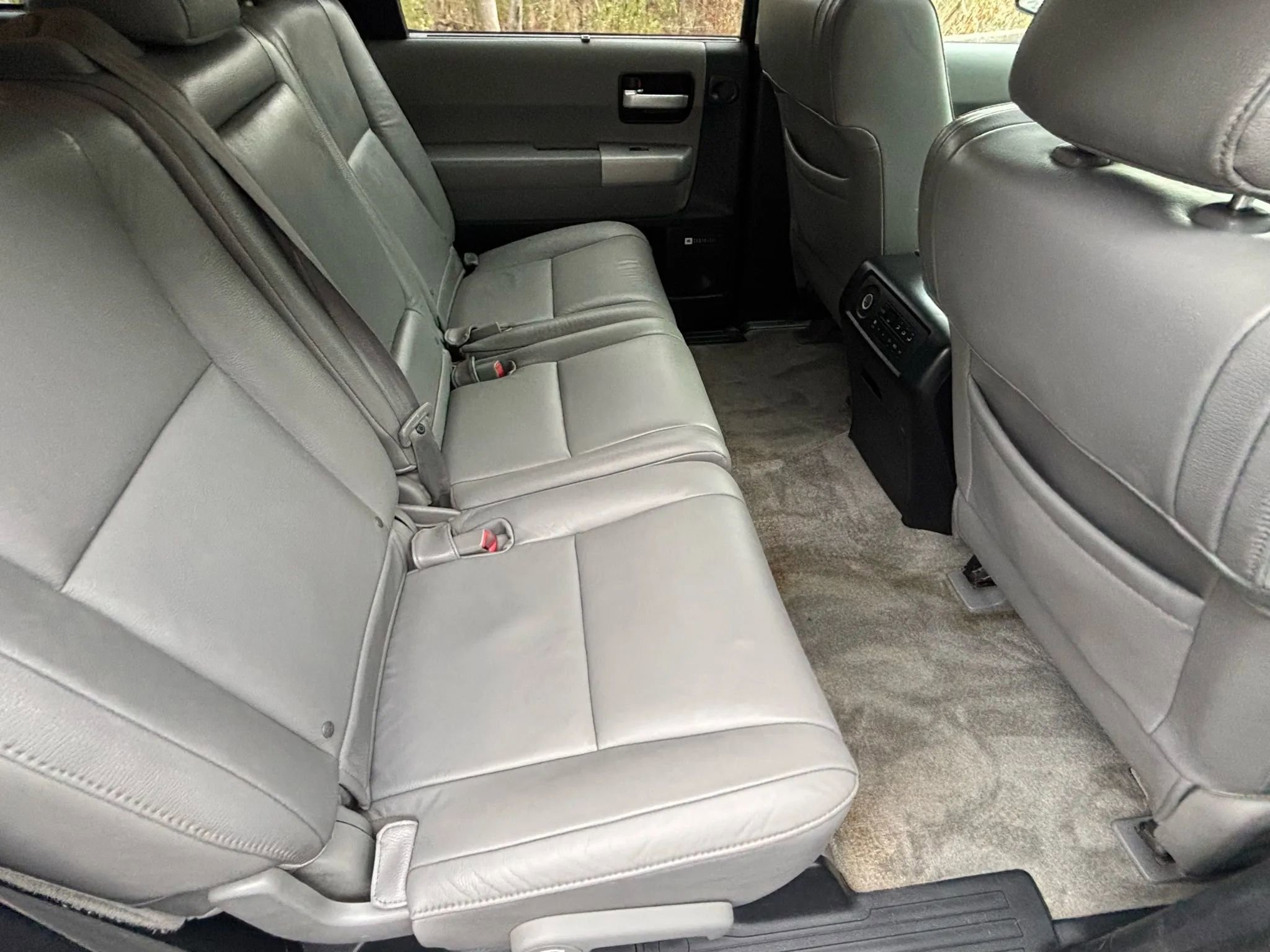 Used 2008 Toyota Sequoia Limited RWD image 22