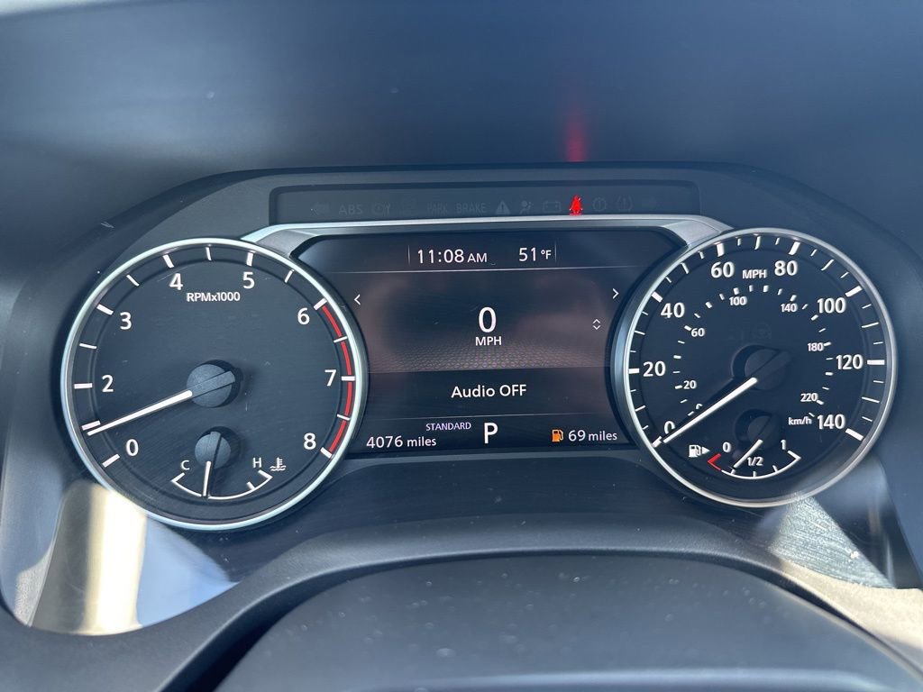 Used 2025 Nissan Rogue S image 18