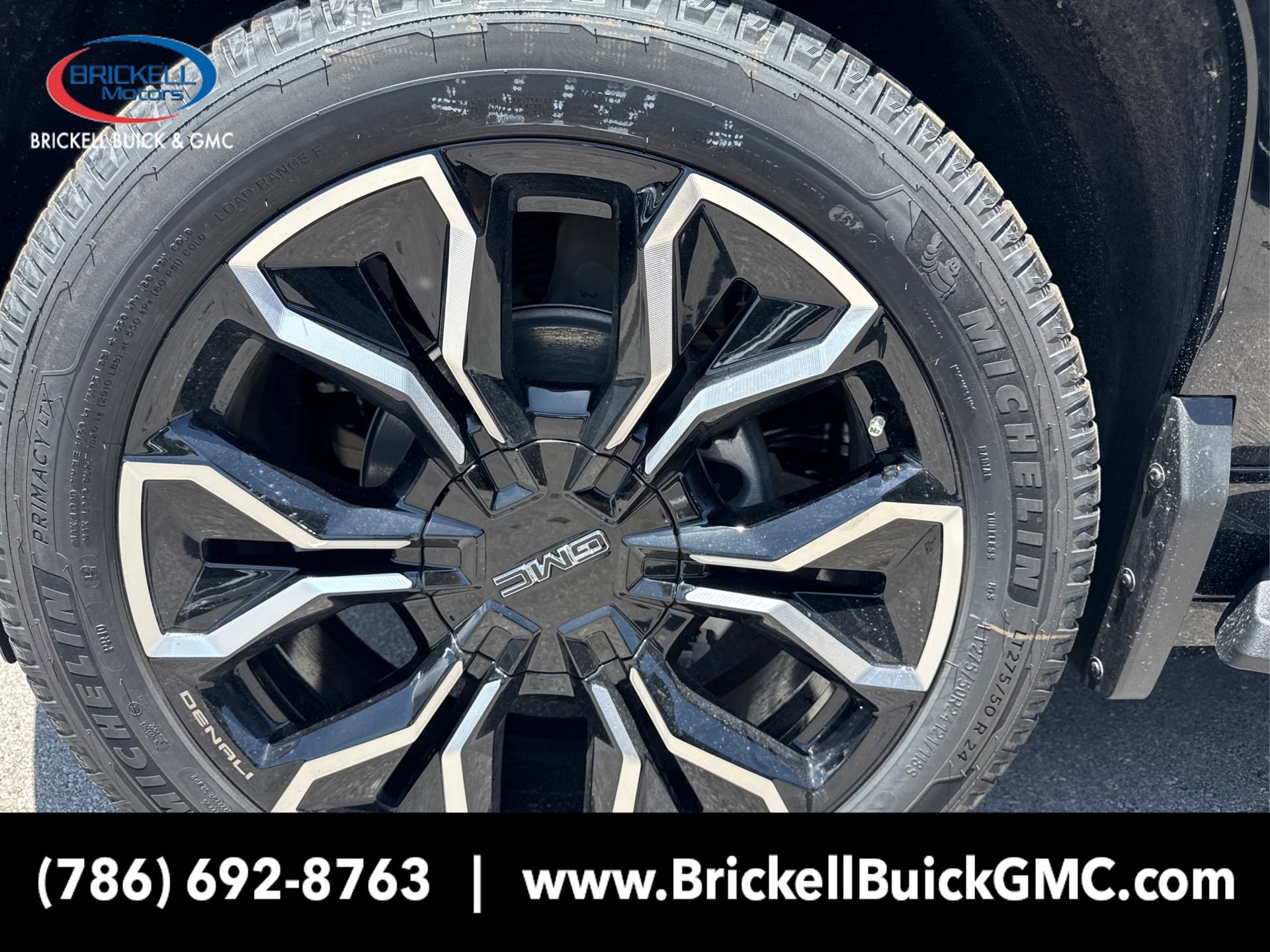 New 2025 GMC Sierra EV Denali image 13