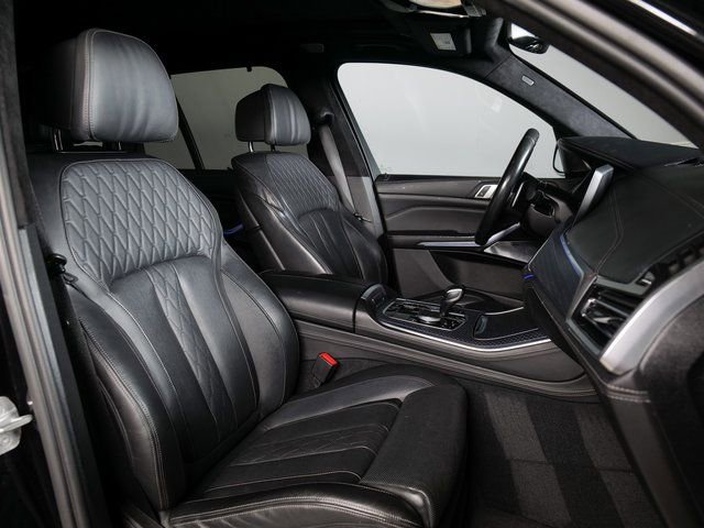 Used 2020 BMW X5 M50i w/ Executive Package AWD/4WD image 11