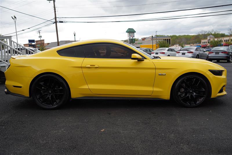 Used 2015 Ford Mustang GT Premium image 7