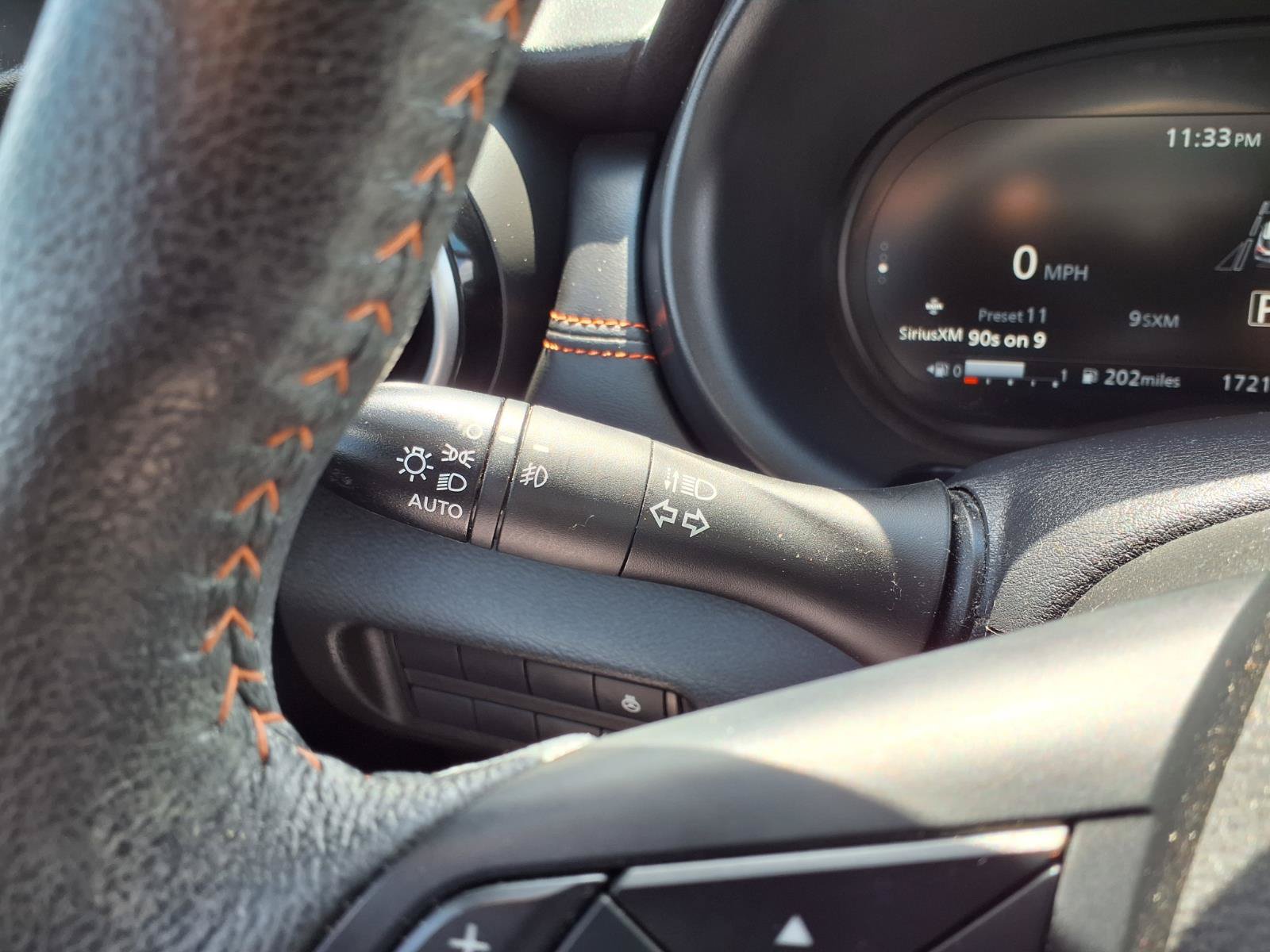 Used 2023 Nissan Kicks SR w/ SR Premium Package FWD image 18