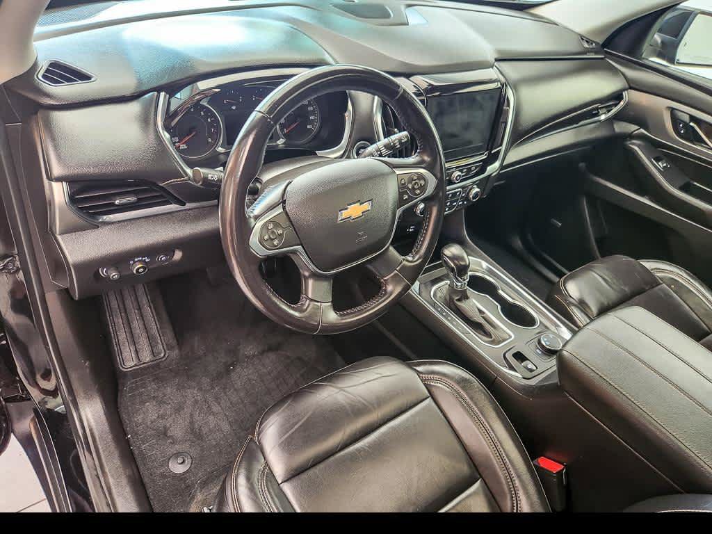 Used 2021 Chevrolet Traverse LT w/ LT Premium Package AWD/4WD image 10