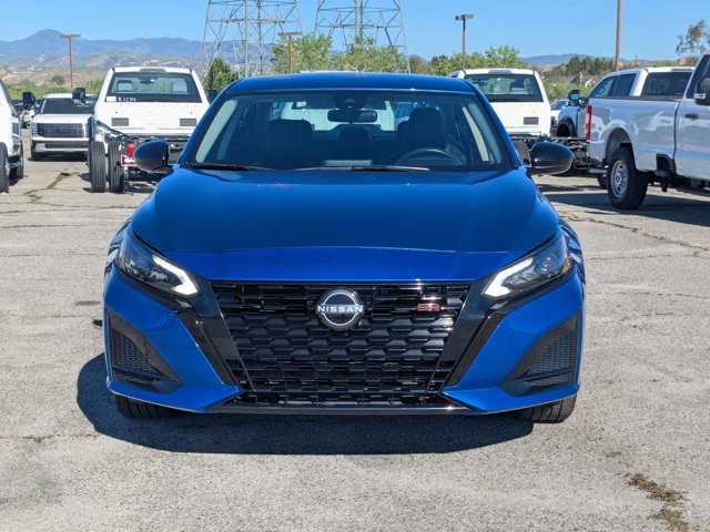 Used 2025 Nissan Altima 2.5 SR image 2