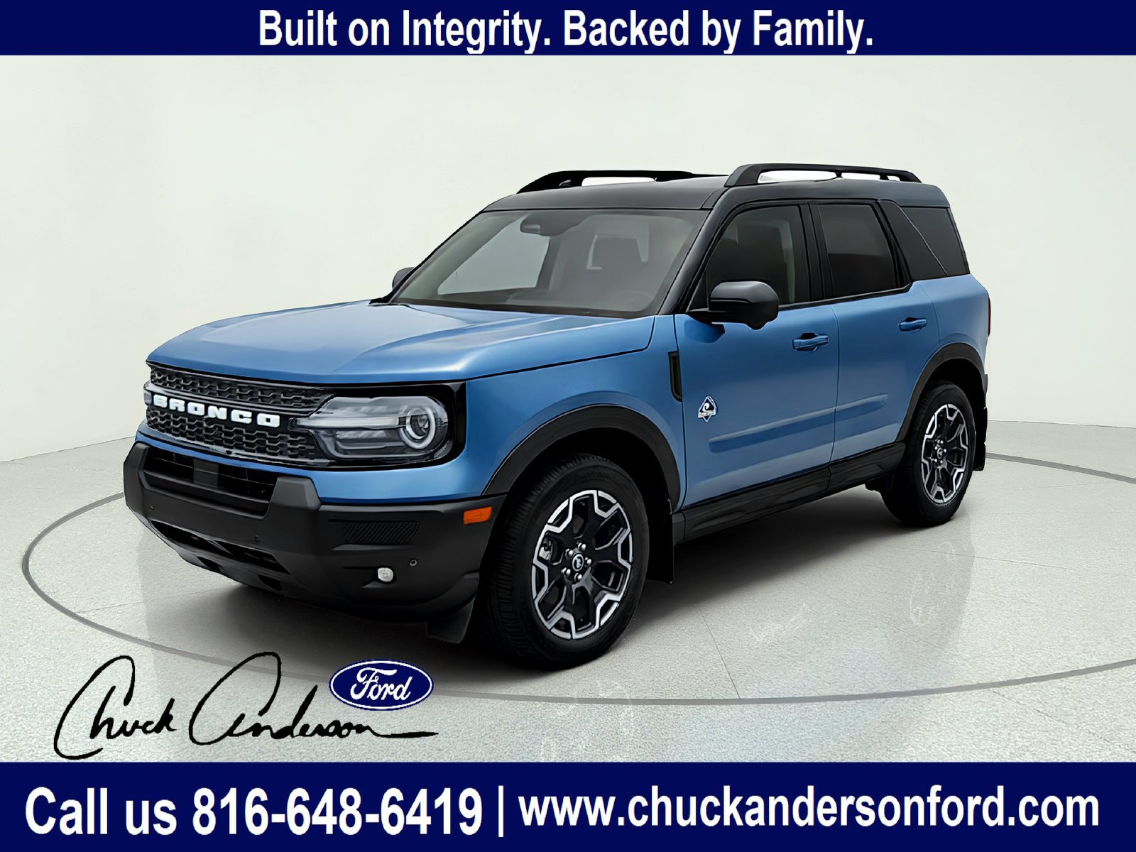 Used 2025 Ford Bronco Sport Outer Banks w/ Outer Banks Tech Package+ AWD/4WD image 2