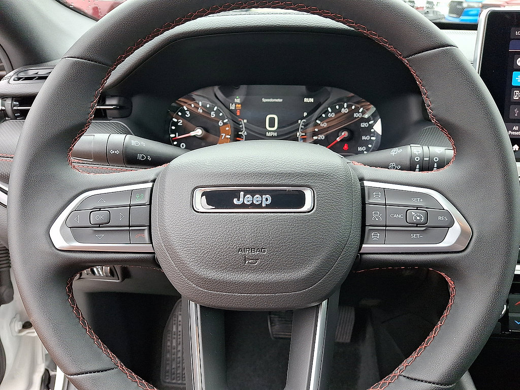Certified 2024 Jeep Compass Trailhawk AWD/4WD image 8