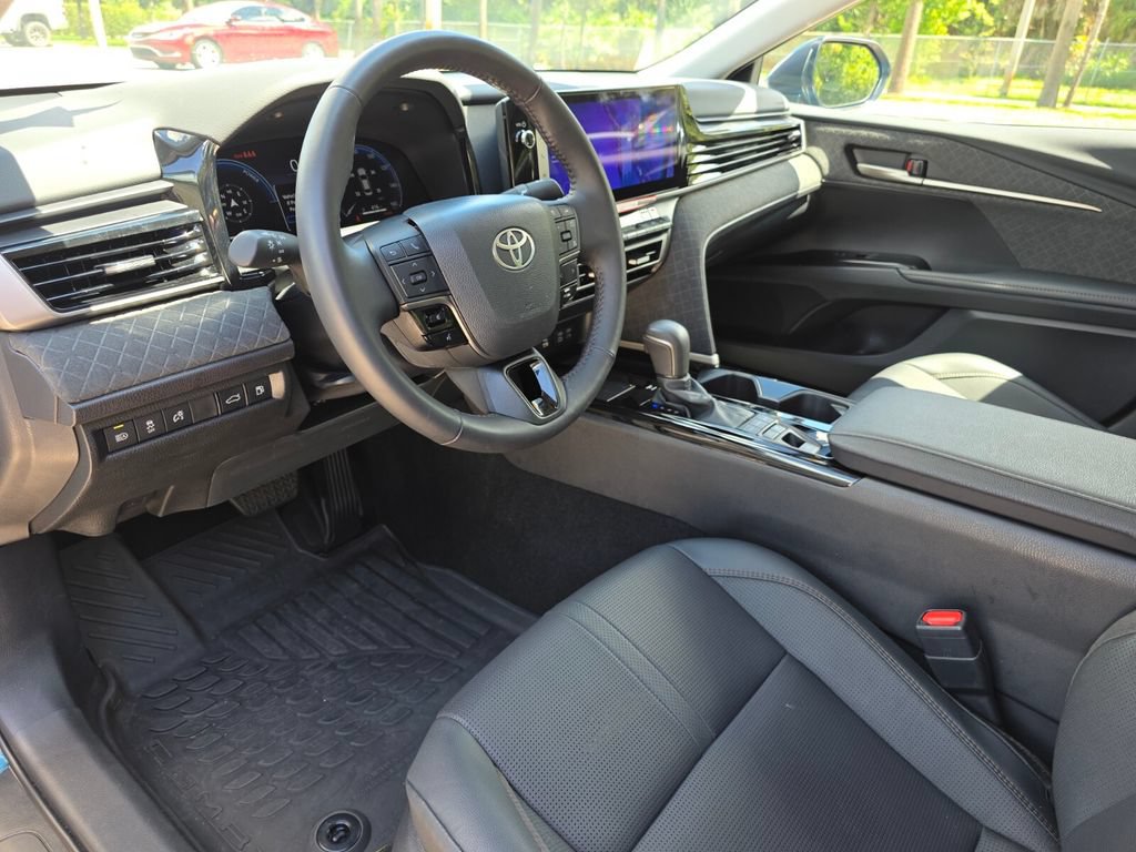 Used 2026 Toyota Camry XLE AWD/4WD image 25