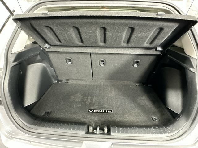 Used 2023 Hyundai Venue SEL w/ Cargo Package FWD image 29