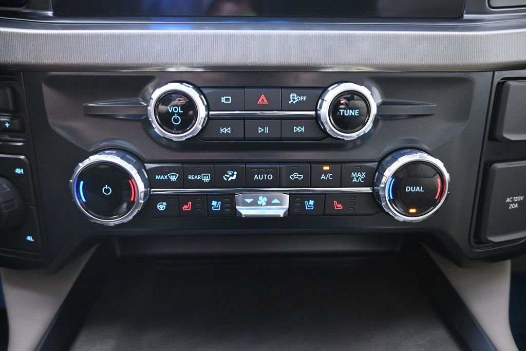 Used 2026 Ford F350 Platinum w/ Platinum Plus Package image 31