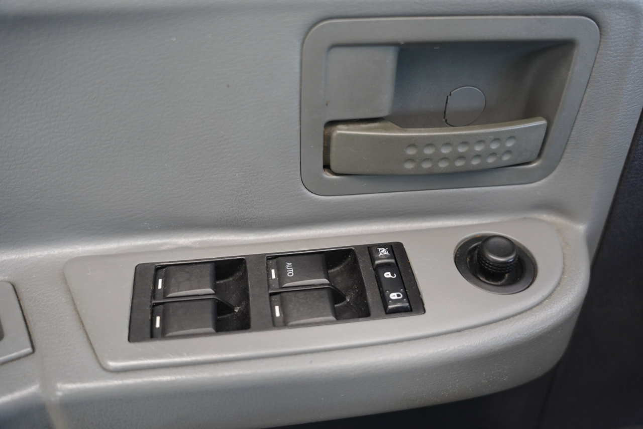 Used 2008 Dodge Dakota SLT image 31