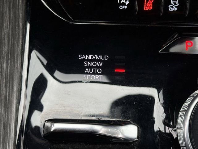 Used 2024 Jeep Wagoneer Series II AWD/4WD image 22