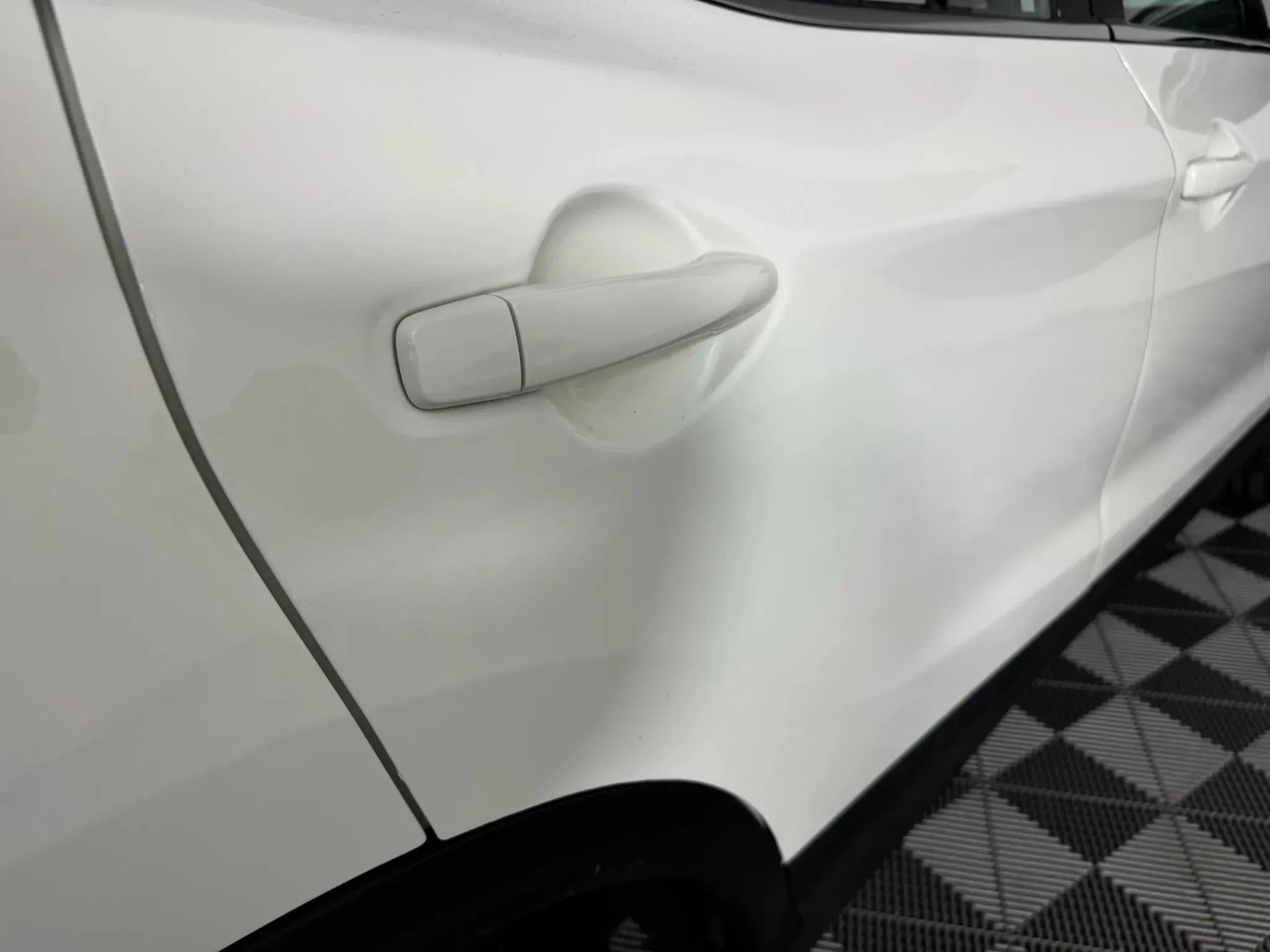 Used 2018 Nissan Rogue Sport S w/ S Appearance Package image 26