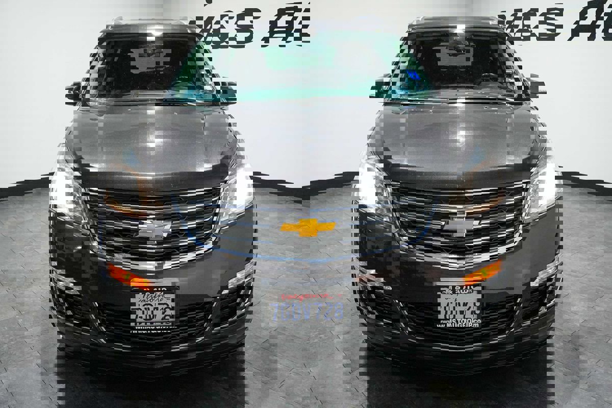 Used 2015 Chevrolet Traverse LT image 8