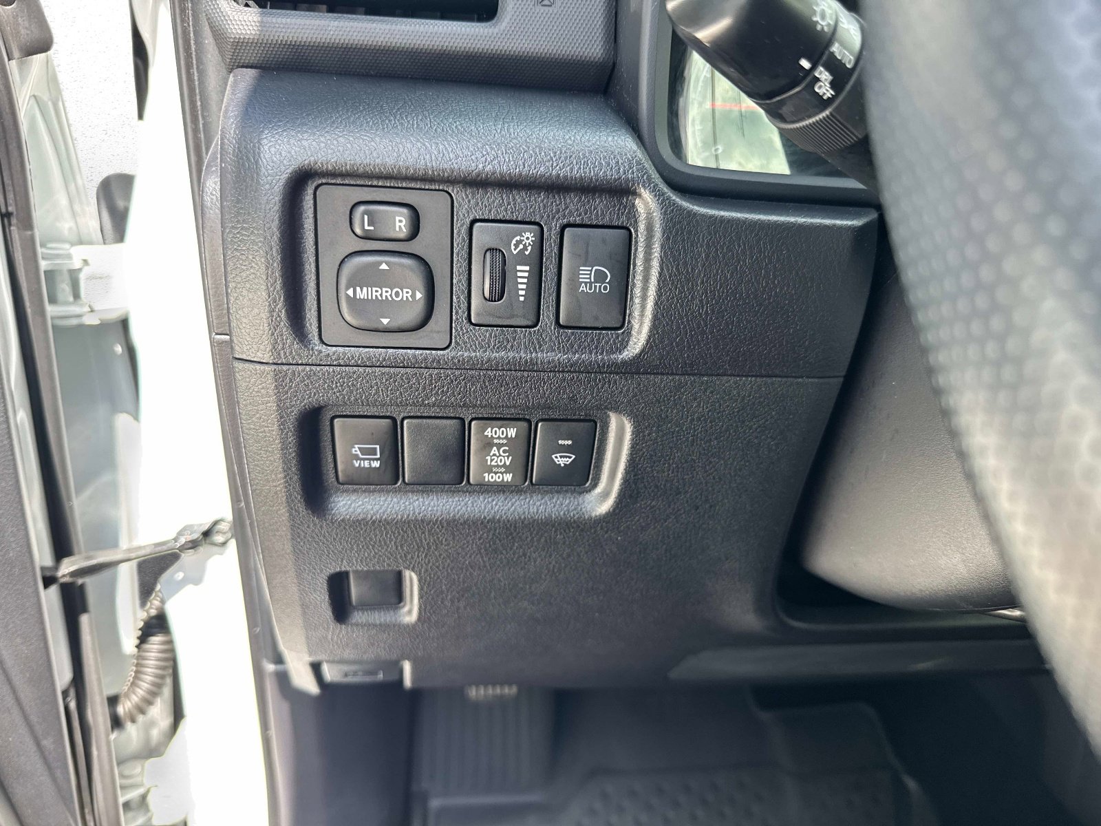 Used 2024 Toyota 4Runner Limited AWD/4WD image 33