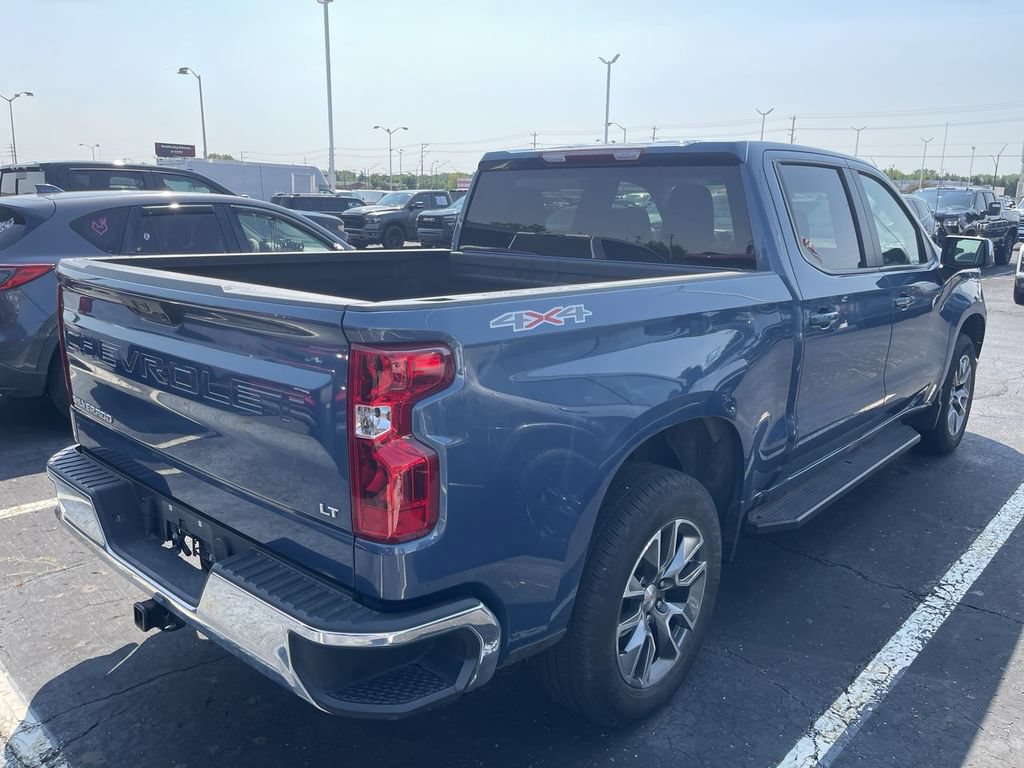 Used 2024 Chevrolet Silverado 1500 LT AWD/4WD image 10