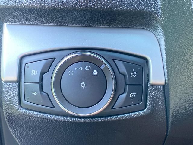 Used 2017 Ford Explorer XLT AWD/4WD image 17