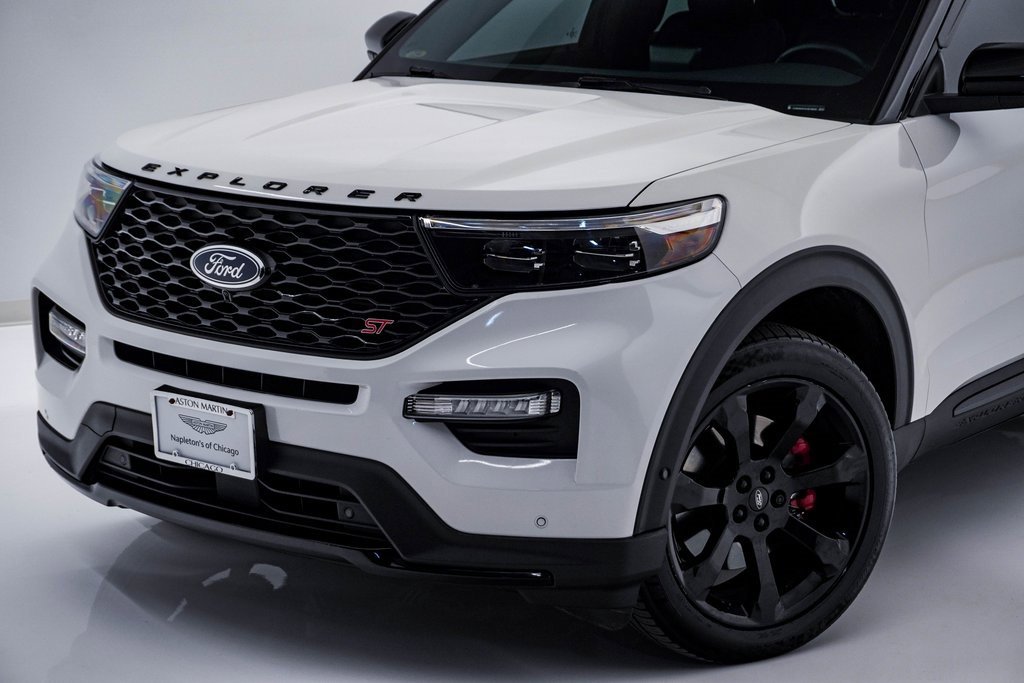 Used 2020 Ford Explorer ST w/ ST Street Pack image 4