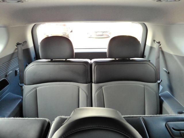 Used 2024 Kia EV9 Light RWD image 34