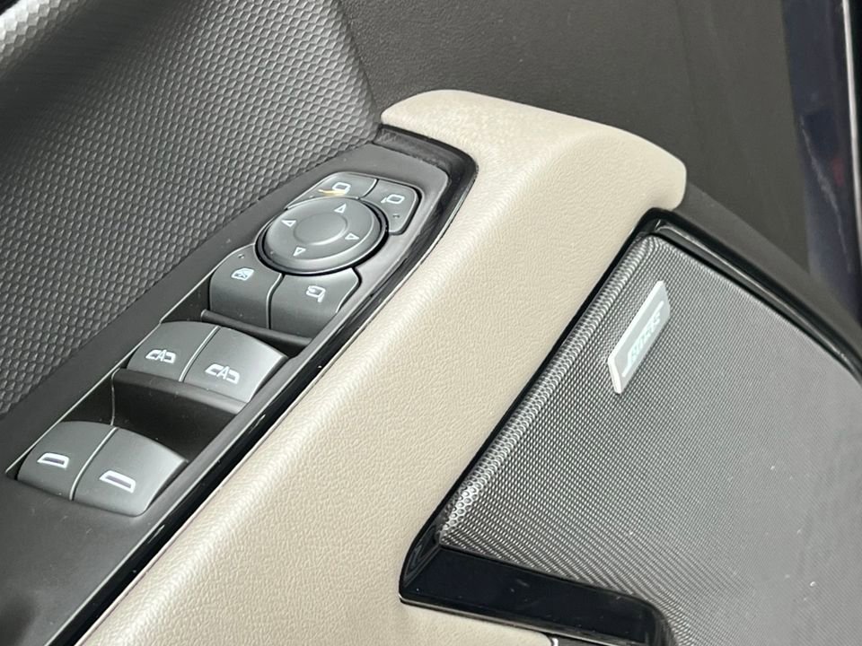 Used 2024 Chevrolet Silverado 1500 ZR2 image 14